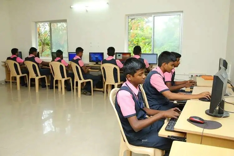 Computer Lab of St.Assisi
